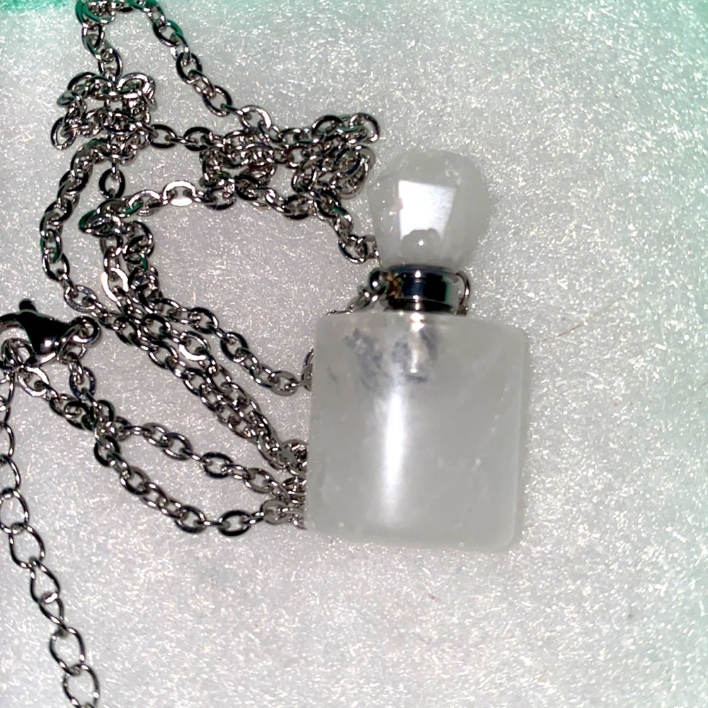 Natural Quartz Perfume bottle Sterling Silver Necklace 16-18” - Picture 4 of 4